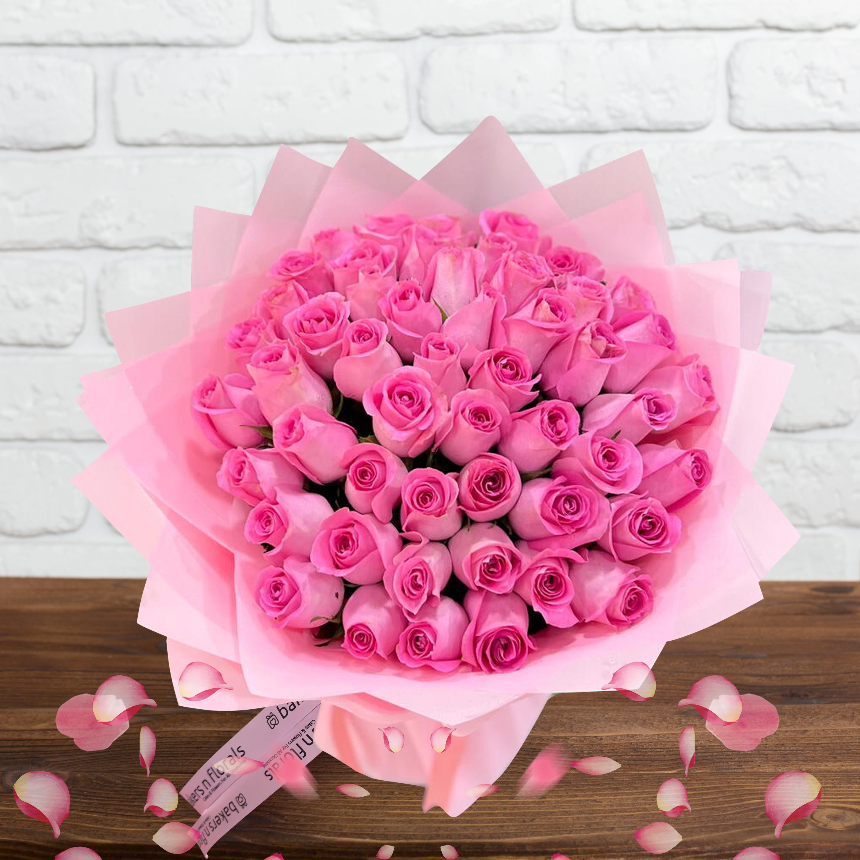 Grand Pink Roses Bouquet
