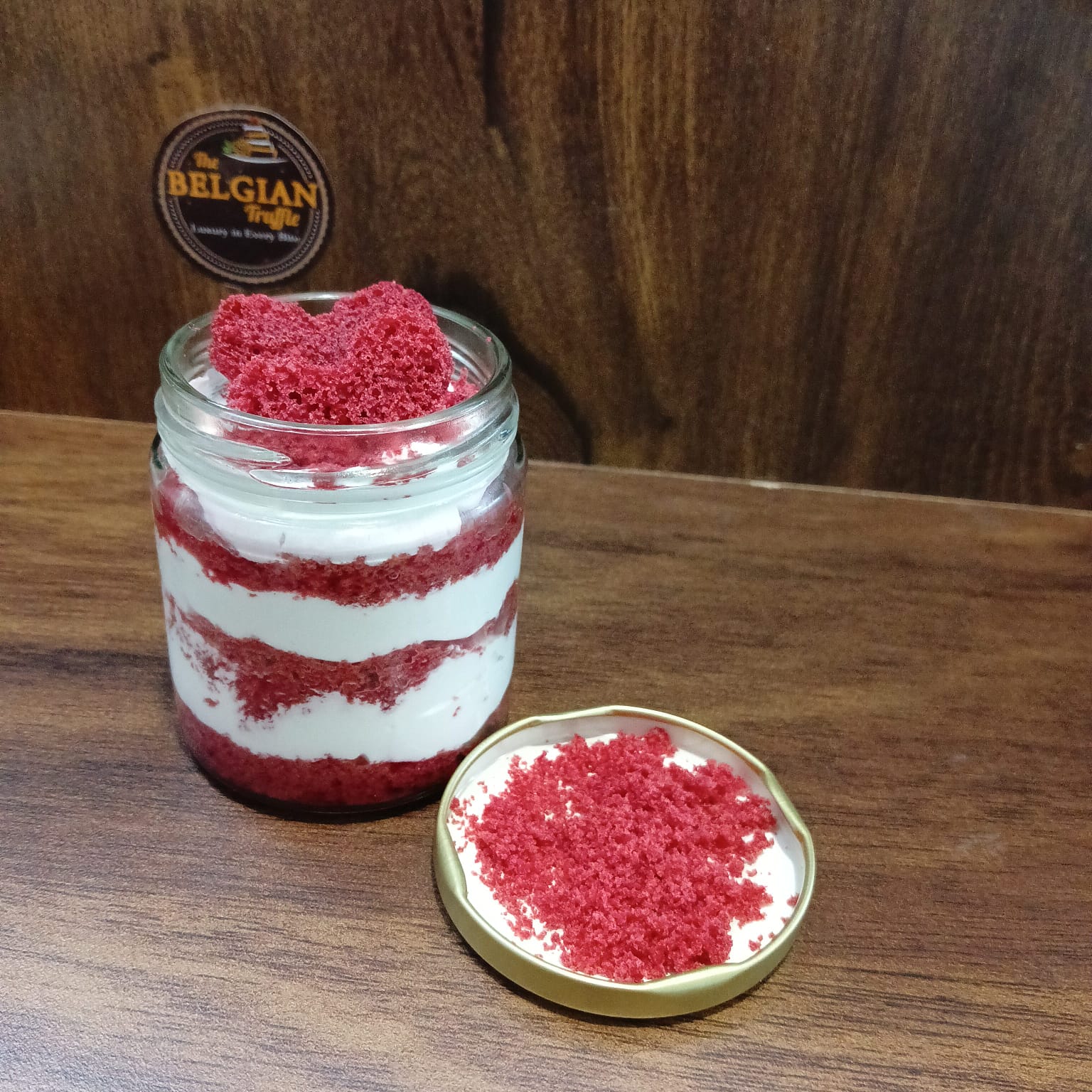 Red Velvet Jar cake
