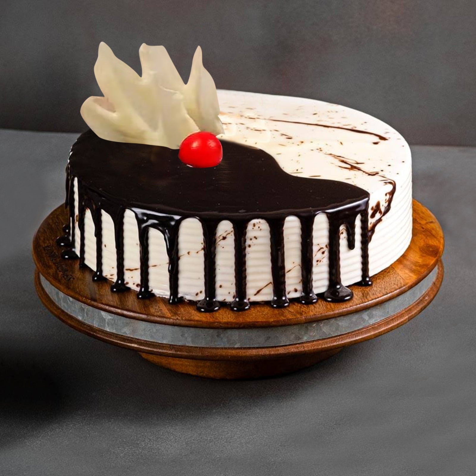 Delightful Choco Vanilla Cake